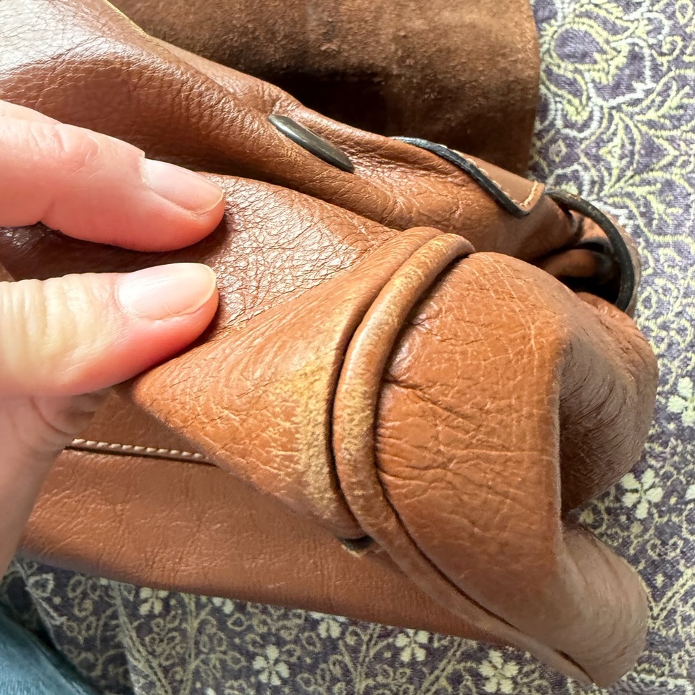 Mulberry Alexa Tan Leather Crossbody Bag with Gold Hardware - Picture 9 of 15